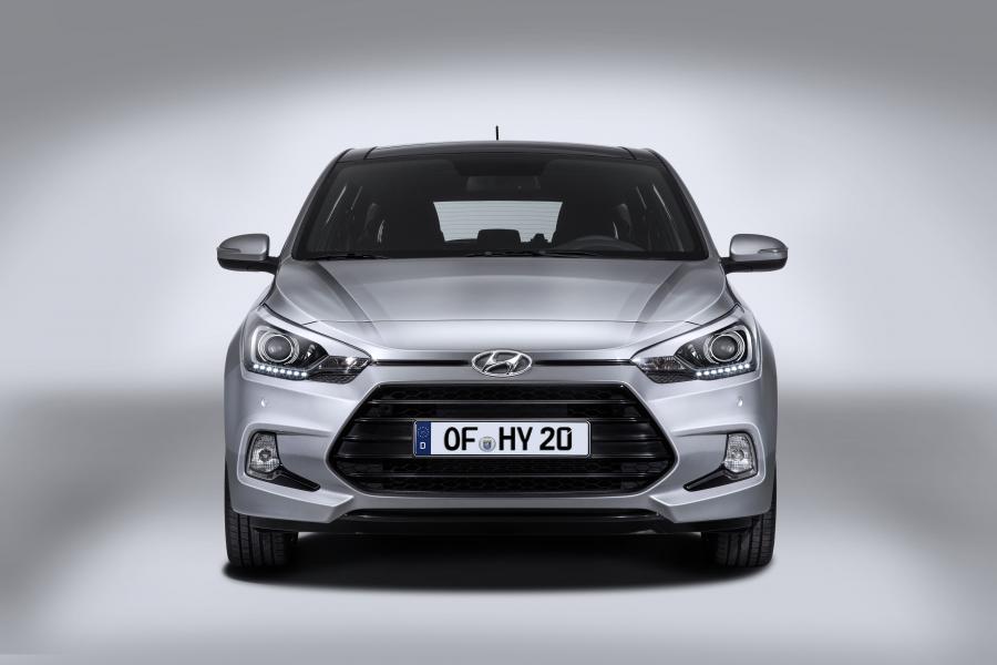  Hyundai i20 Coupe 2015 года  (фото 3 из 30)